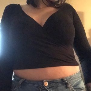 Black Long sleeve crop top